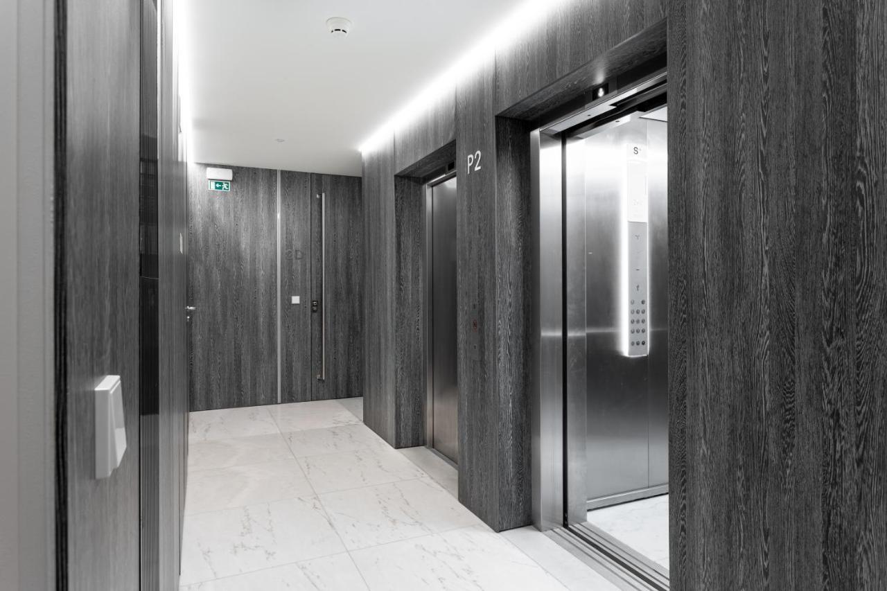 Joivy Elegant 1-Br Apartment In Perfect Centre Lisbona Esterno foto