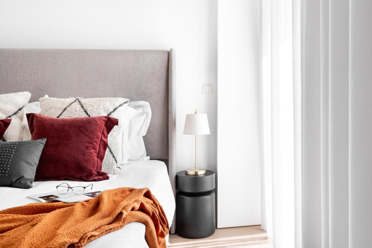 Joivy Elegant 1-Br Apartment In Perfect Centre Lisbona Esterno foto