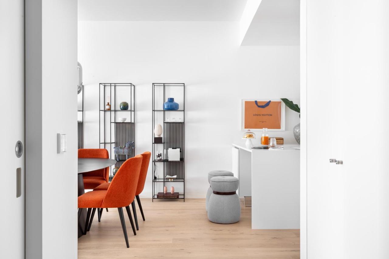 Joivy Elegant 1-Br Apartment In Perfect Centre Lisbona Esterno foto
